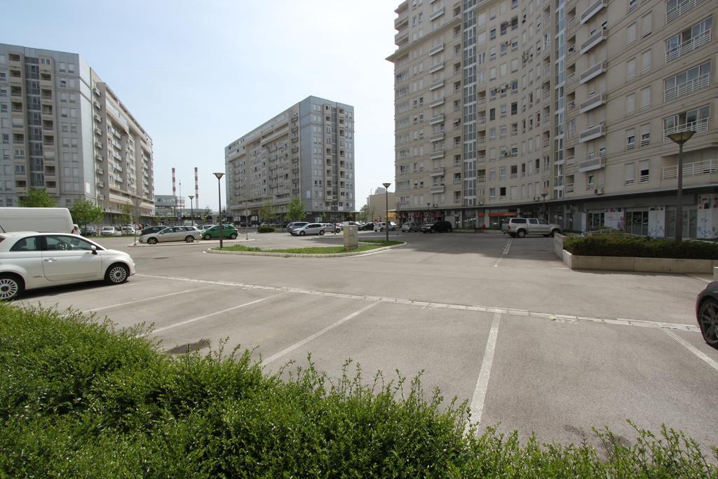 New Belgrade Apartments, Parking 5 Eur Per Day Zewnętrze zdjęcie