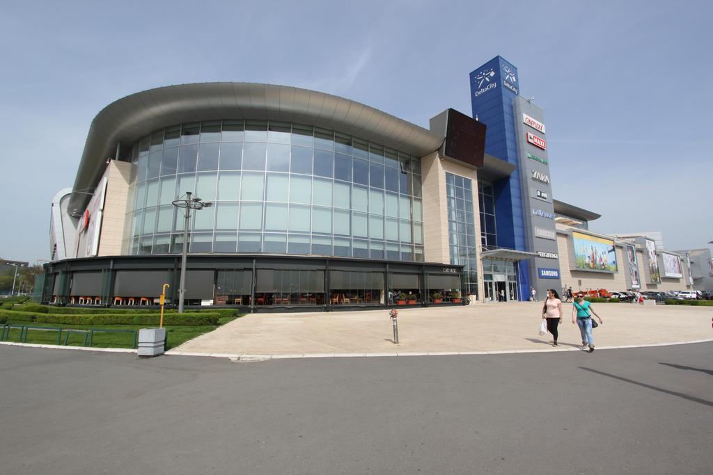 New Belgrade Apartments, Parking 5 Eur Per Day Zewnętrze zdjęcie